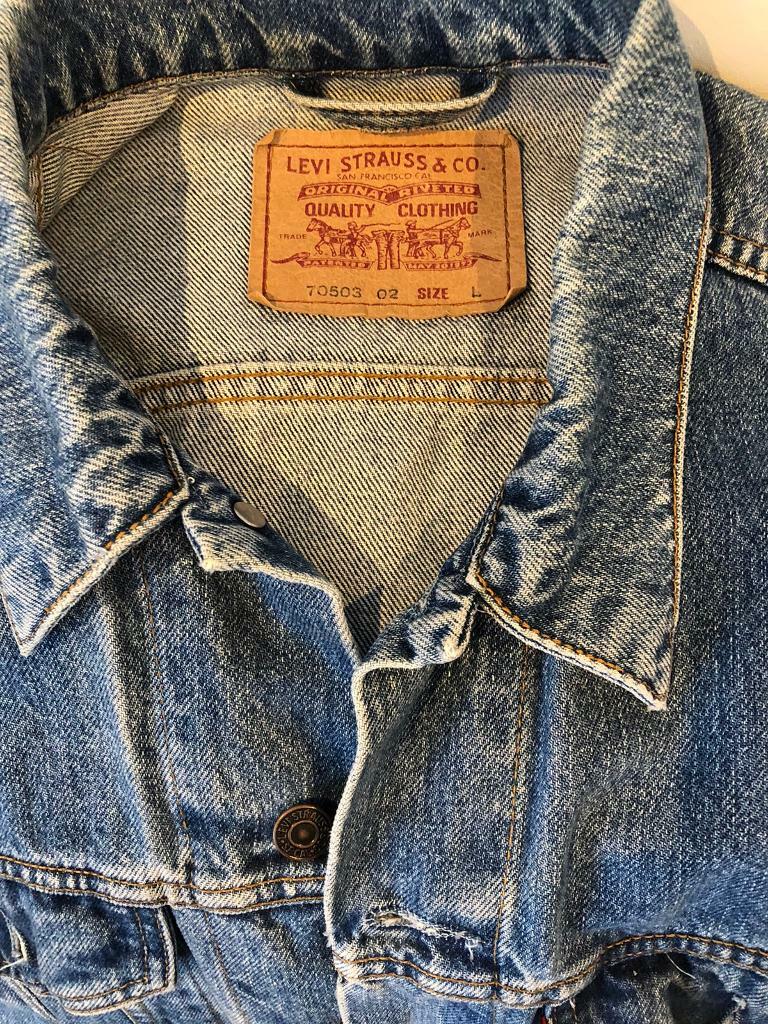 levi denim jacket size large 30 pound 